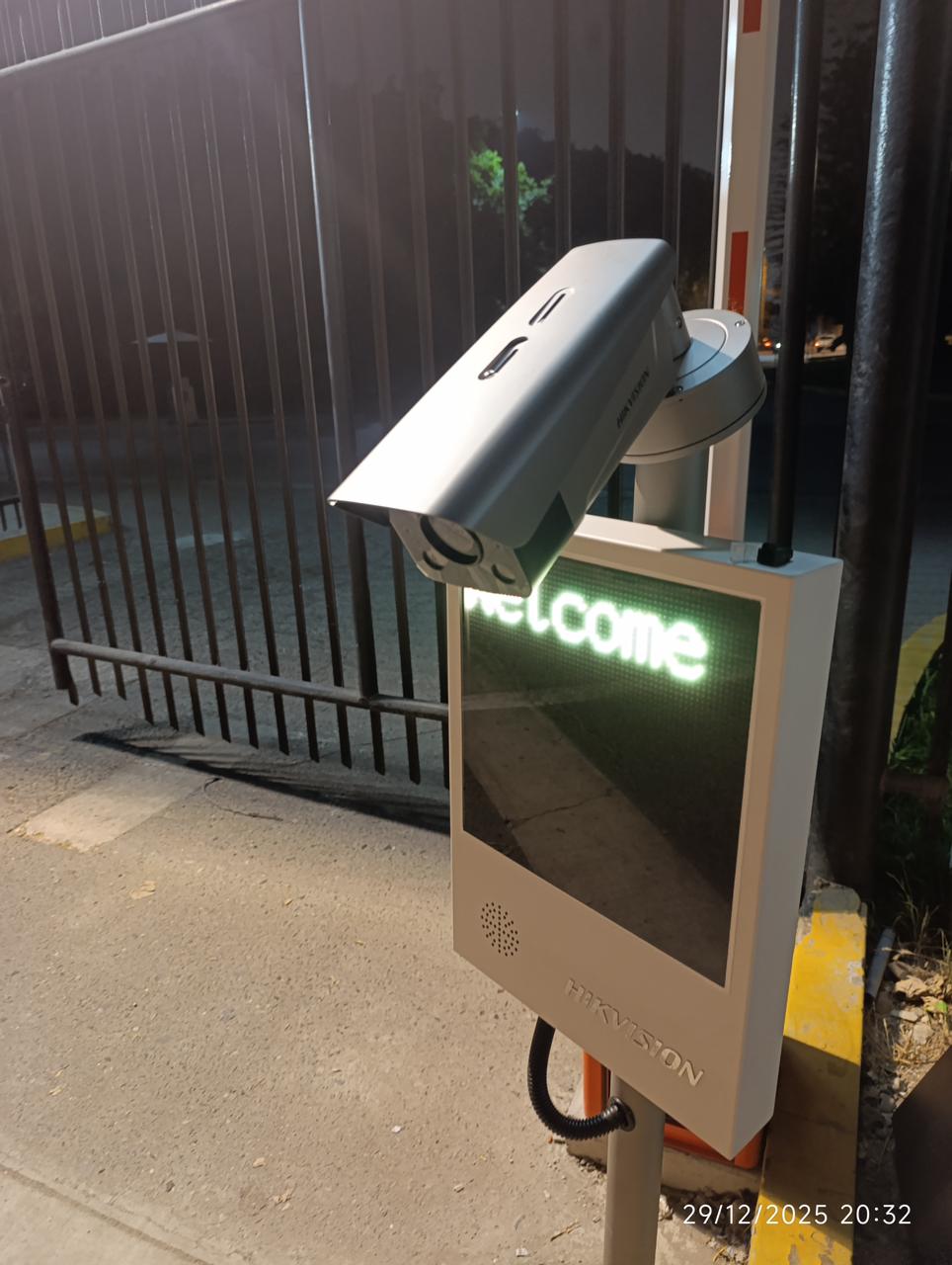 SISTEMA DE ENERGÍA ESTABILIZADA PARA CONTROL DE ACCESO VEHICULAR Y PEATONAL